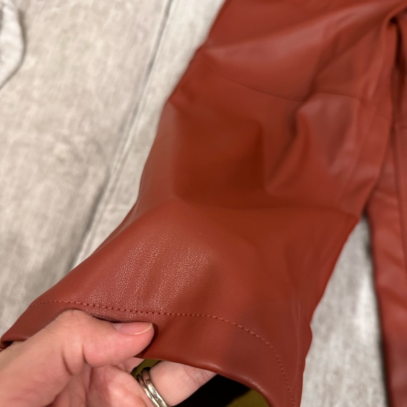 Pretty Leather Red Pants - Picture 2 of 8